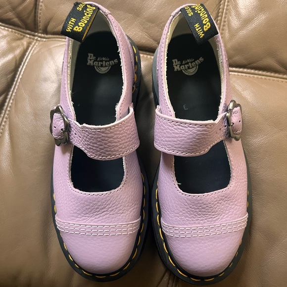 Dr. Martens Size 7 platform lilac Mary Janes - Picture 4 of 4
